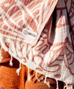 Sand Cloud 100% Turkish Organic Cotton LG Towel - Terracotta Manatee - 57 X 70 -SUNFLOW Shop b0c399304a8ea1d53ca0506b87981067 63988.1669783514