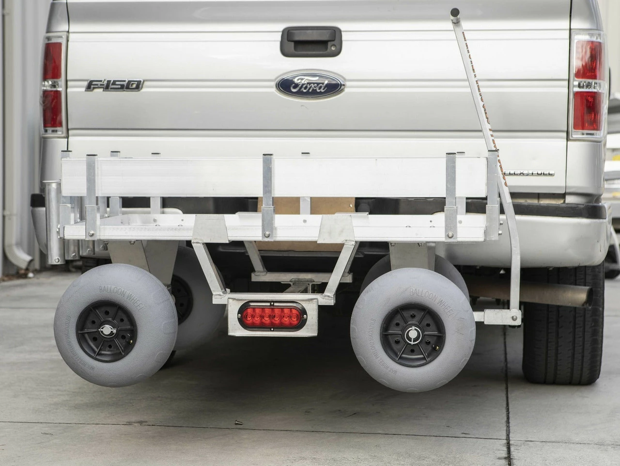 Alumacart Wagon Hitch W/LED Brake Light (Big Kahuna Solid Deck, Jupiter, Push, Pull) 4 Alumacart Wagon Hitch W/LED Brake Light (Big Kahuna Solid Deck, Jupiter, Push, Pull) - Image 4