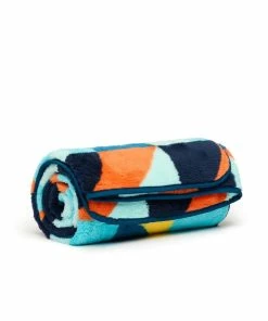Rumpl Sherpa Fleece Blanket - Geotile Harvest 7 Rumpl Sherpa Fleece Blanket - Geotile Harvest -SUNFLOW Shop b6dc205b95585bb14559b5cc4bfcb0aa 30709.1669786243
